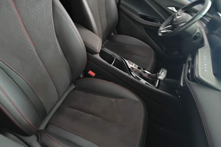 Used Buick Verano 2023 Pro GS Swift Edition Right Front Seat