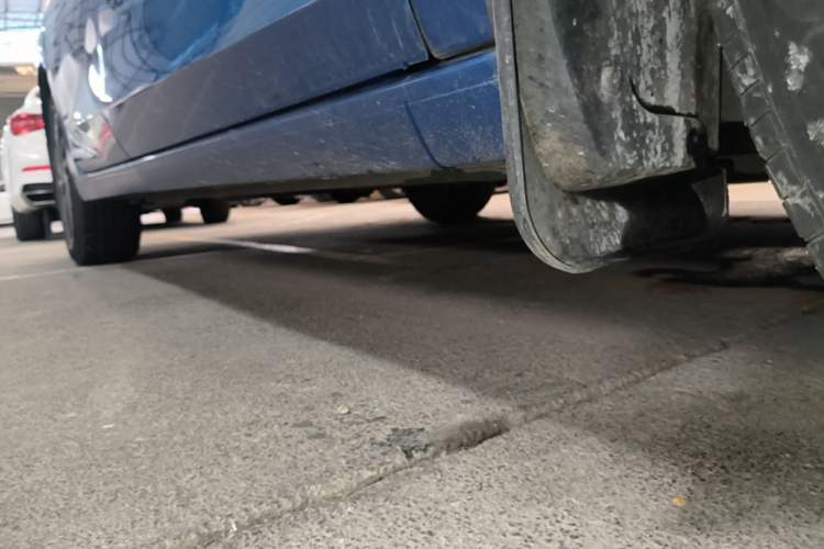 Used Buick Verano 2023 Pro GS Hunter Wind Edition Right Side Sill