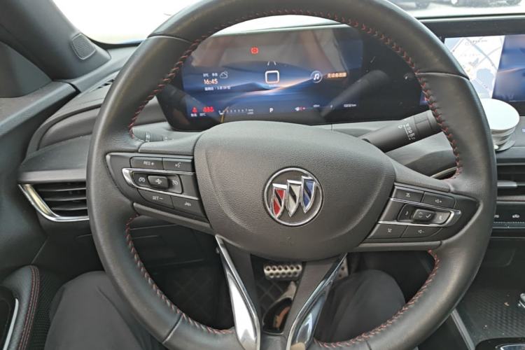 Used Buick Verano 2023 Pro GS Hunter Wind Edition Steering Wheel