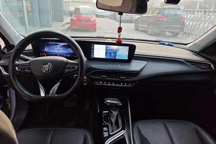 Used Buick Verano 2023 Pro Enjoyment Edition Center Console