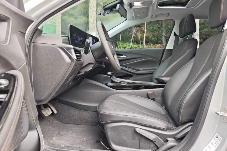 Used Buick Verano 2023 Pro Enjoyment Edition Interior 2