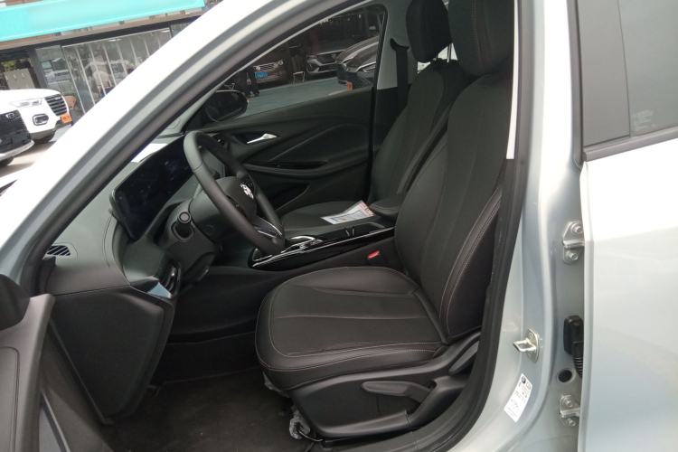 Used Buick Verano 2023 Pro Enjoyment Edition Left Front Seat