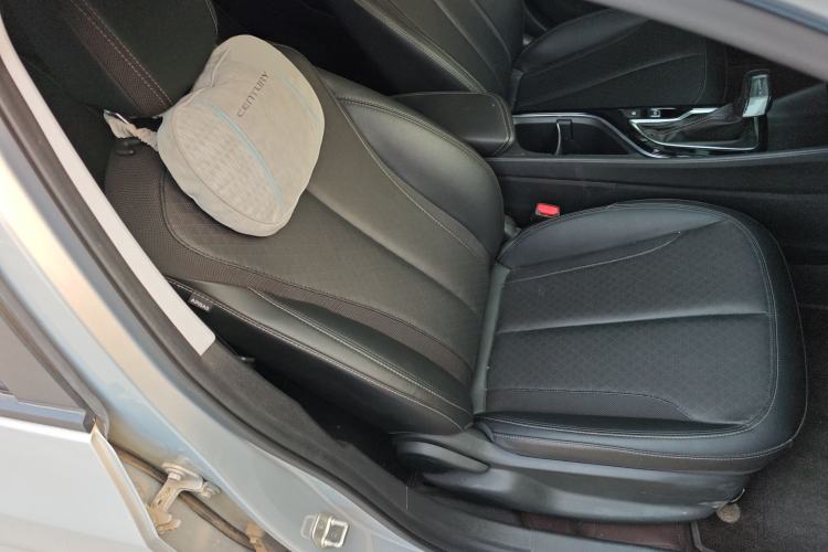 Used Buick Verano 2023 Pro Enjoyment Edition Right Front Seat