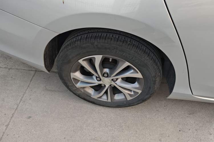 Used Buick Verano 2023 Pro Enjoyment Edition Right Rear Wheel Hub
