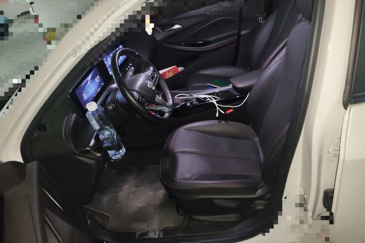 Used Buick Verano 2023 Pro GS Hunter Wind Edition Left Front Seat