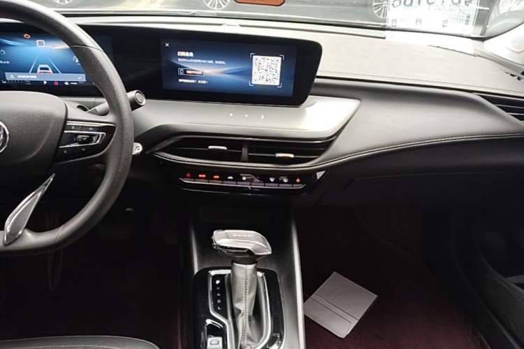 Used Buick Verano 2023 Pro Enjoyment Edition Audio And AC Panel