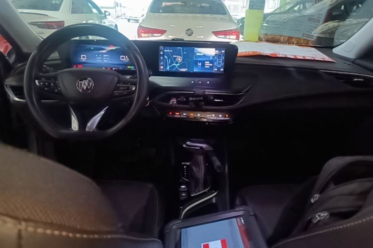 Used Buick Verano 2023 Pro Enjoyment Edition Center Console