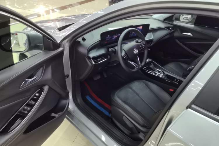 Used Buick Verano 2023 Pro Enjoyment Edition Driver Seat