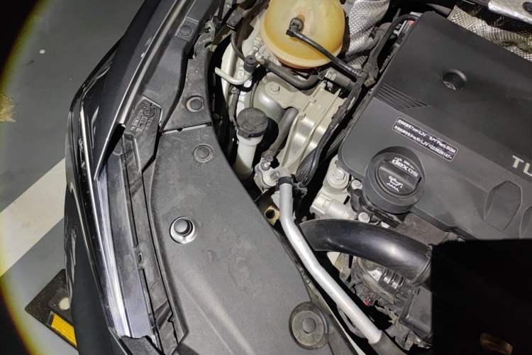 Used Buick Verano 2023 Pro Enjoyment Edition Engine Bay Right