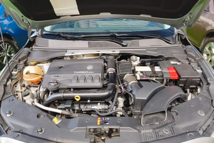 Used Buick Verano 2023 Pro Enjoyment Edition Engine Bay