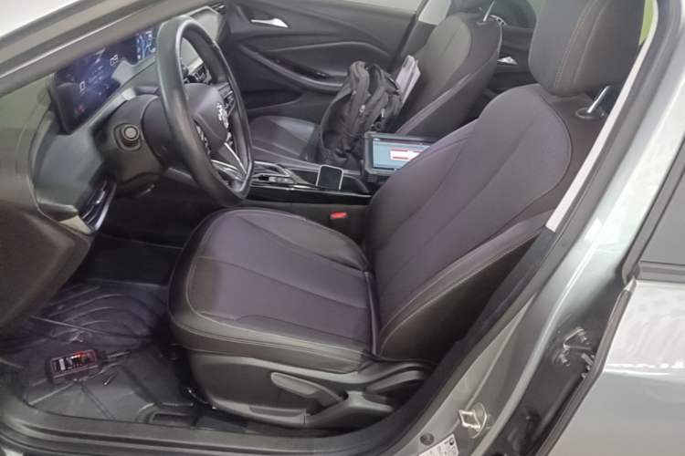 Used Buick Verano 2023 Pro Enjoyment Edition Left Front Seat