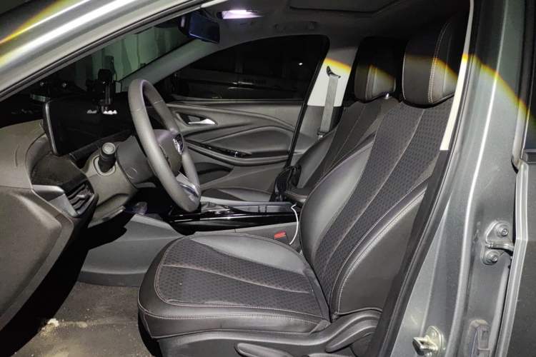Used Buick Verano 2023 Pro Enjoyment Edition Left Front Seat