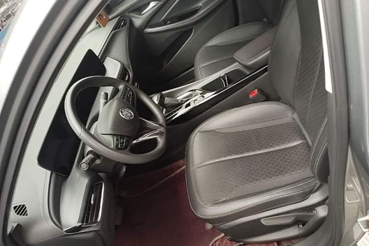 Used Buick Verano 2023 Pro Enjoyment Edition Left Front Seat
