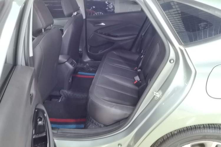 Used Buick Verano 2023 Pro Enjoyment Edition Left Rear Seat