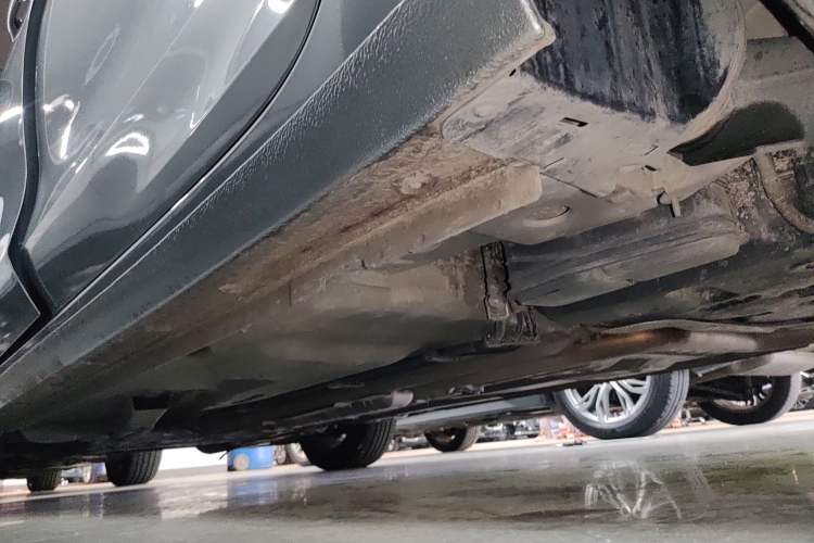 Used Buick Verano 2023 Pro Enjoyment Edition Left Side Sill