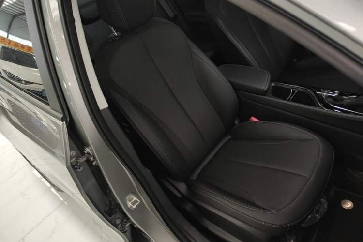 Used Buick Verano 2023 Pro Enjoyment Edition Right Front Seat