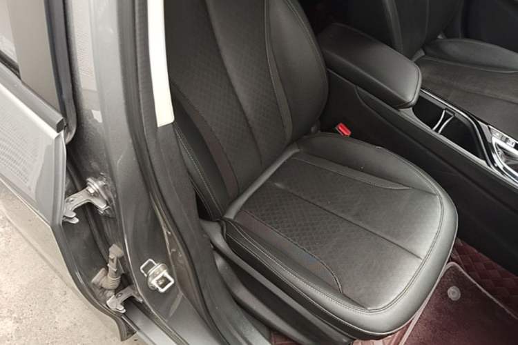 Used Buick Verano 2023 Pro Enjoyment Edition Right Front Seat