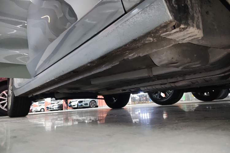 Used Buick Verano 2023 Pro Enjoyment Edition Right Side Sill
