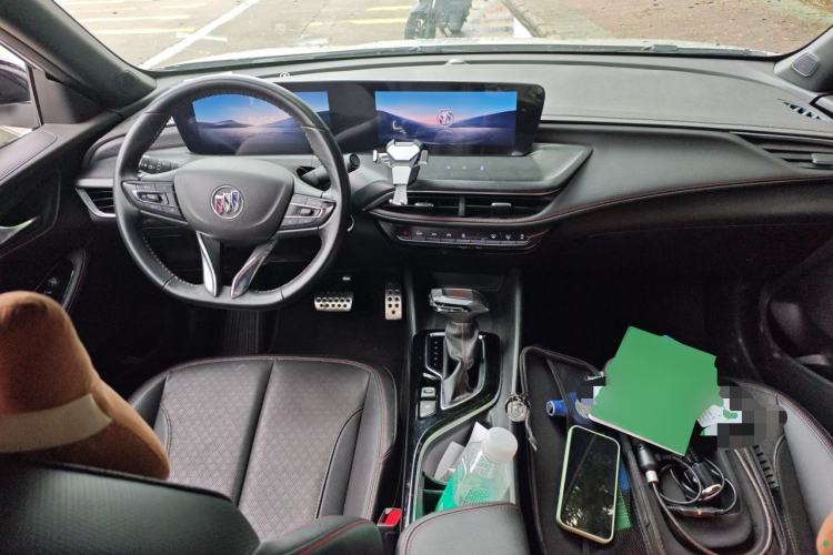 Used Buick Verano 2023 Pro GS Hunter Wind Edition Center Console