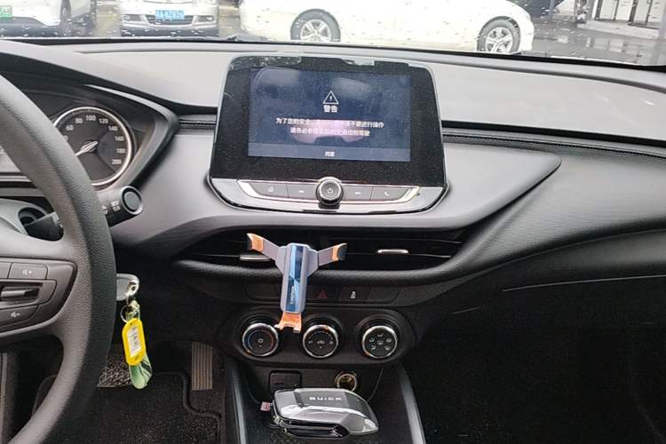 Used Buick Verano 2023 Pro Le Yi Edition Audio And AC Panel