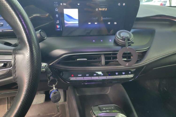 Used Buick Verano 2023 Pro Enjoyment Edition Audio And AC Panel