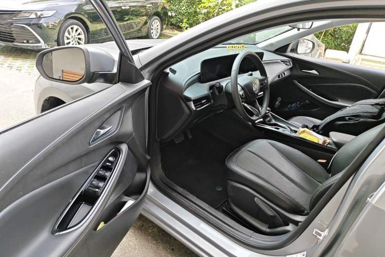 Used Buick Verano 2023 Pro Enjoyment Edition Driver Seat