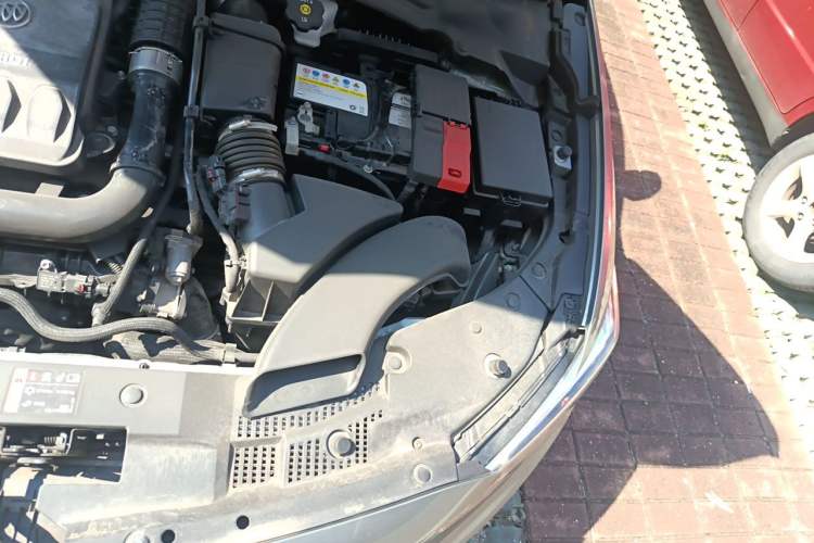 Used Buick Verano 2023 Pro Enjoyment Edition Engine Bay Left