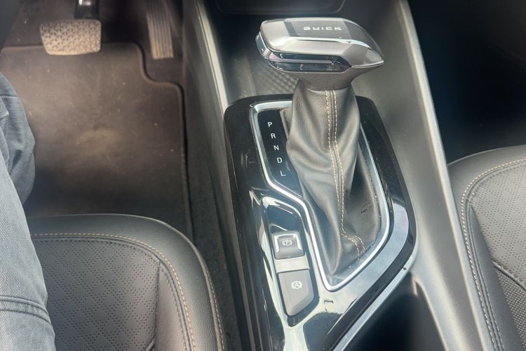 Used Buick Verano 2023 Pro Enjoyment Edition Gear Lever