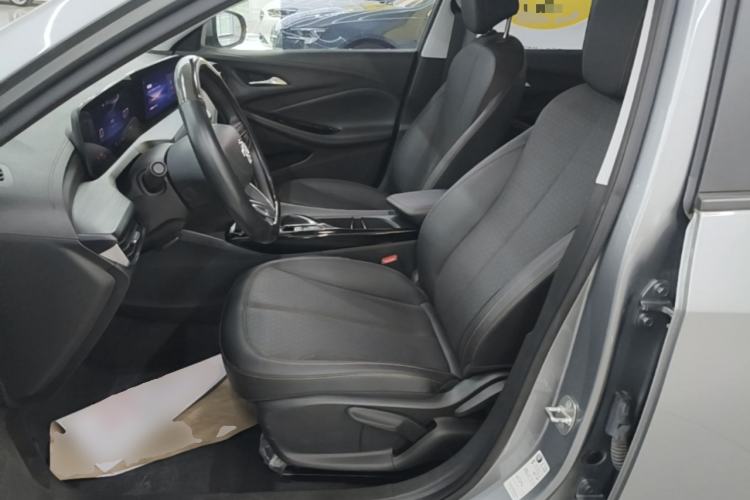 Used Buick Verano 2023 Pro Enjoyment Edition Left Front Seat