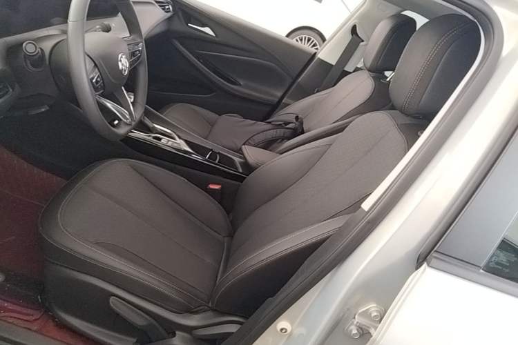 Used Buick Verano 2023 Pro Enjoyment Edition Left Front Seat
