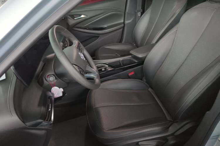 Used Buick Verano 2023 Pro Enjoyment Edition Left Front Seat