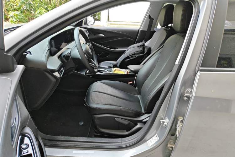 Used Buick Verano 2023 Pro Enjoyment Edition Left Front Seat