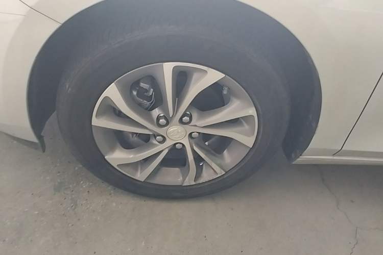 Used Buick Verano 2023 Pro Le Yi Edition Left Front Wheel Hub