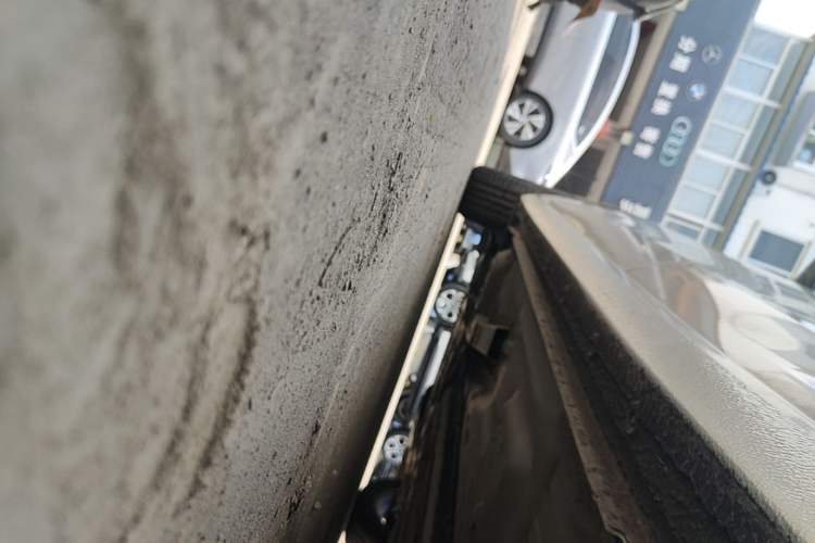 Used Buick Verano 2023 Pro Enjoyment Edition Left Side Sill