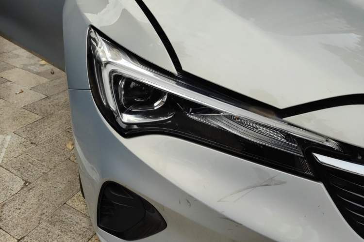 Used Buick Verano 2023 Pro Enjoyment Edition Right Front Headlight