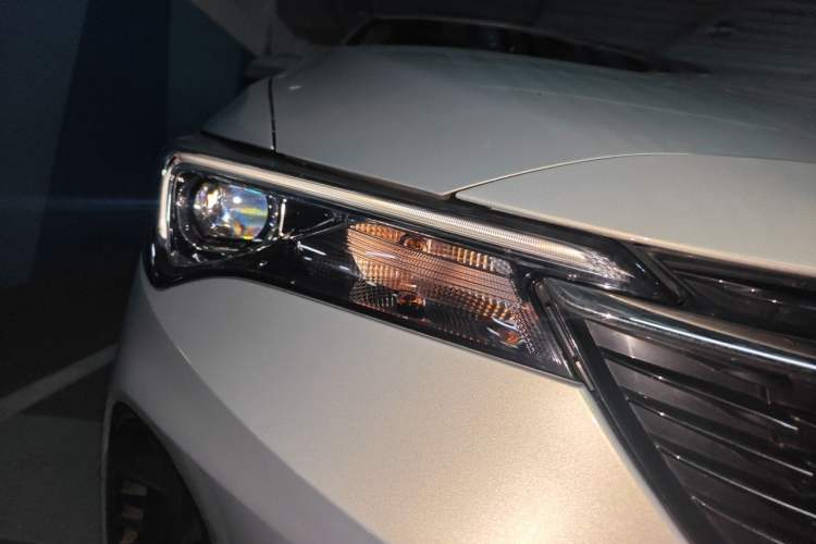 Used Buick Verano 2023 Pro Enjoyment Edition Right Front Headlight
