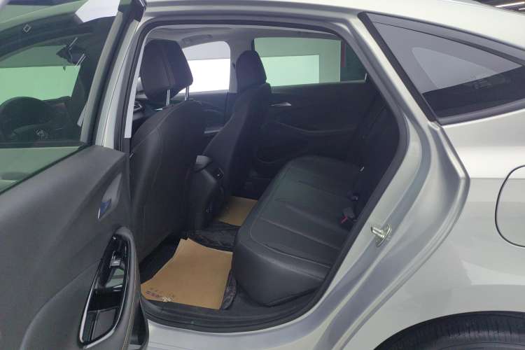 Used Buick Verano 2023 Pro Enjoyment Edition Right Rear Seat