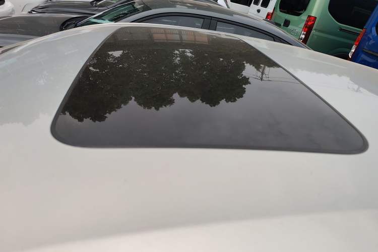 Used Buick Verano 2023 Pro Enjoyment Edition Roof