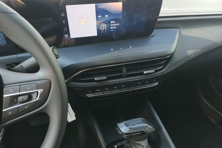 Used Buick Verano 2023 Pro Enjoyment Edition Audio And AC Panel