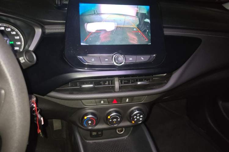 Used Buick Verano 2023 Pro Le Yi Edition Audio And AC Panel