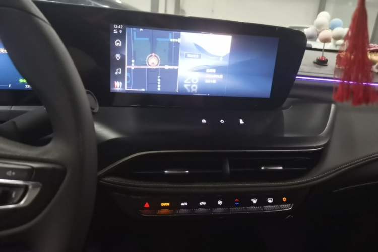 Used Buick Verano 2023 Pro Enjoyment Edition Audio And AC Panel