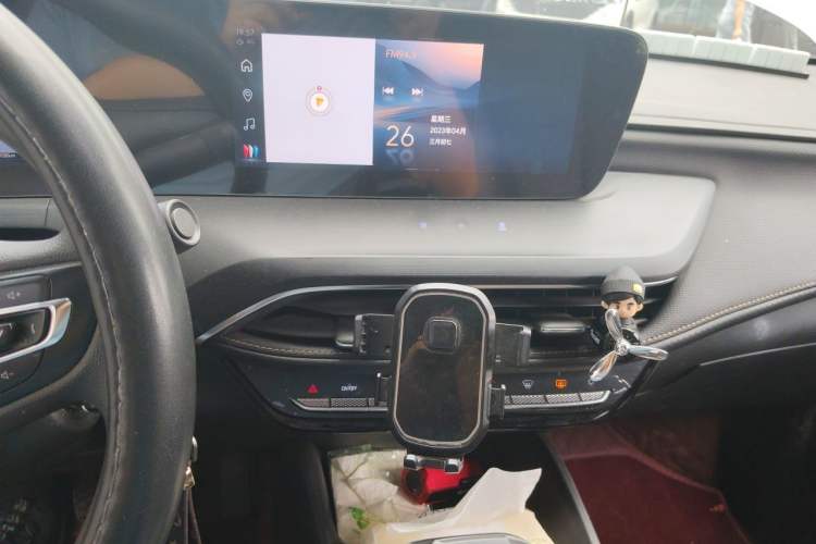 Used Buick Verano 2023 Pro Enjoyment Edition Audio And AC Panel