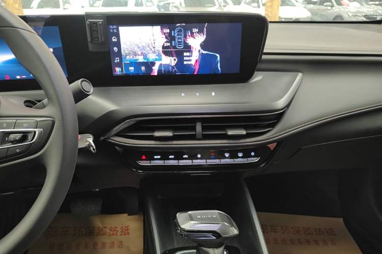 Used Buick Verano 2023 Pro Enjoyment Edition Audio And AC Panel
