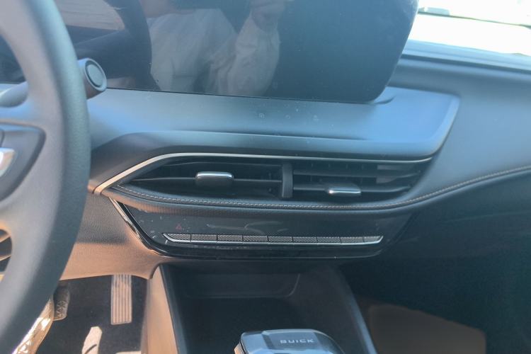 Used Buick Verano 2023 Pro Enjoyment Edition Audio And AC Panel
