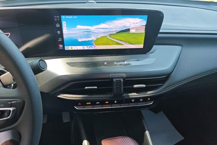 Used Buick Verano 2023 Pro Enjoyment Edition Audio And AC Panel