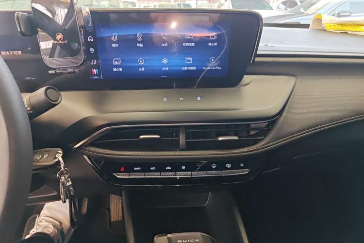 Used Buick Verano 2023 Pro Enjoyment Edition Audio And AC Panel