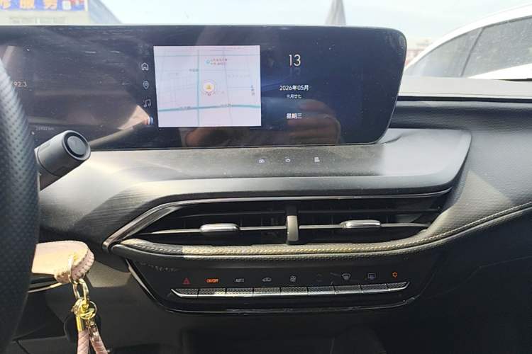 Used Buick Verano 2023 Pro Enjoyment Edition Audio And AC Panel