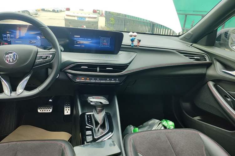 Used Buick Verano 2023 Pro GS Swift Edition Audio And AC Panel