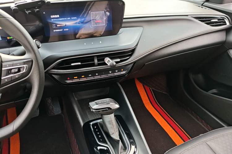 Used Buick Verano 2023 Pro Enjoyment Edition Audio And AC Panel
