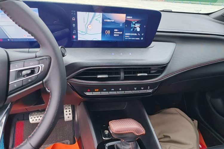 Used Buick Verano 2023 Pro GS Hunter Wind Edition Audio And AC Panel